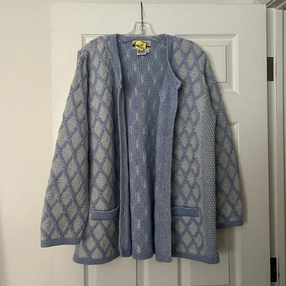 Aran Crafts cardigan - size L EUC 100% merino wool